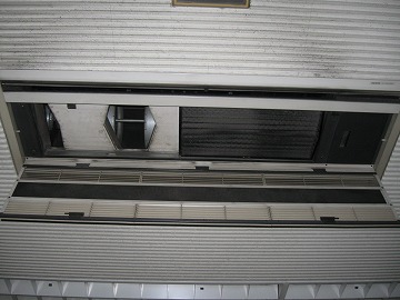 画像: 三菱電機 業務用エアコン修理　室内機分解洗浄工事　美容室店内設置